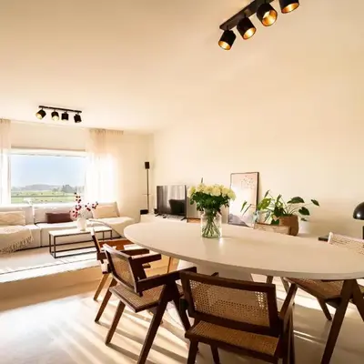 Maas Suites - The River House with private sauna