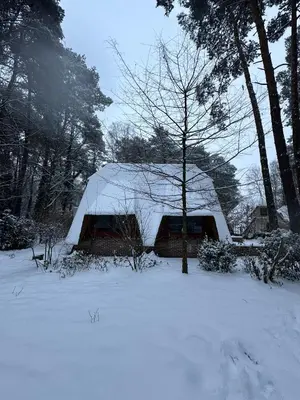 a couple of tents in a snow covered field at Zwaan7, Top Locatie! Top Deal! in Rekem
