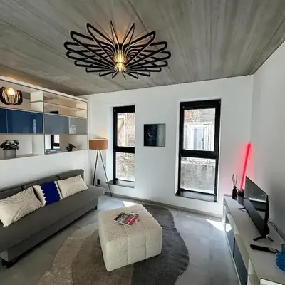 lOFT 202
