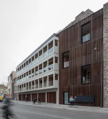 a building on the side of a street at Casa Lariz in Hasselt