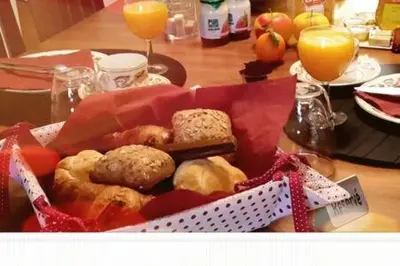 a box of food sitting on top of a table at Take a break in Voeren