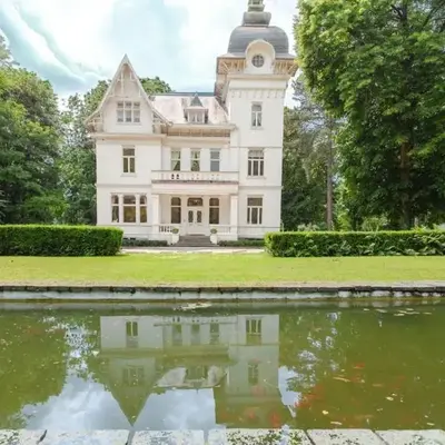 12P 6B Renovated villa with jacuzzi at Genk