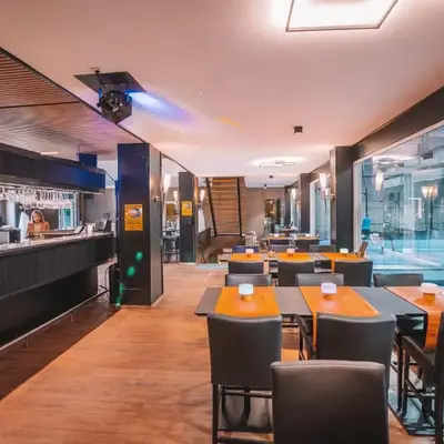 Hotel Le Midi