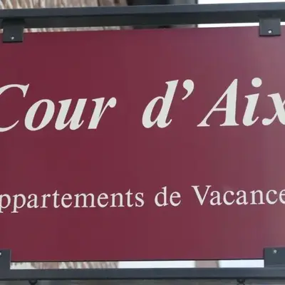 Apartments Cour d'Aix