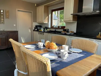 a kitchen with a table with a turkey on it at Sterrenheide in Heusden - Zolder