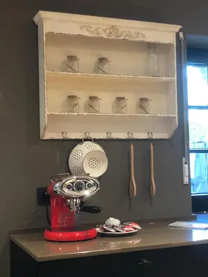 a kitchen counter with a red mixer and utensils at de Kegelhoeve in Zonhoven