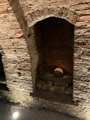 a brick oven with a shell inside of it at Bonjour Pierreuse in Liège